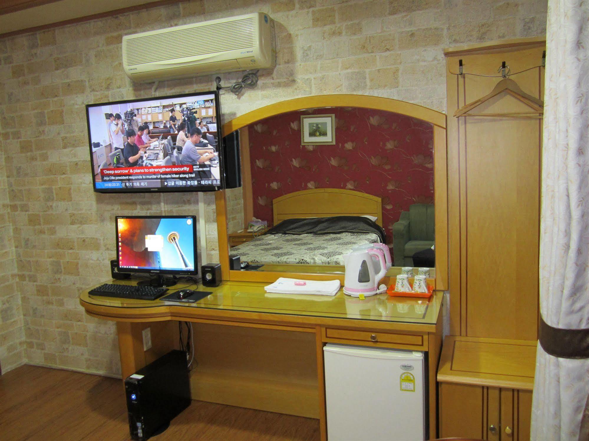 Jeju Olleh Hotel Bagian luar foto